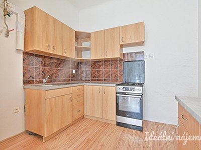 Pronájem bytu 1+1 40 m²