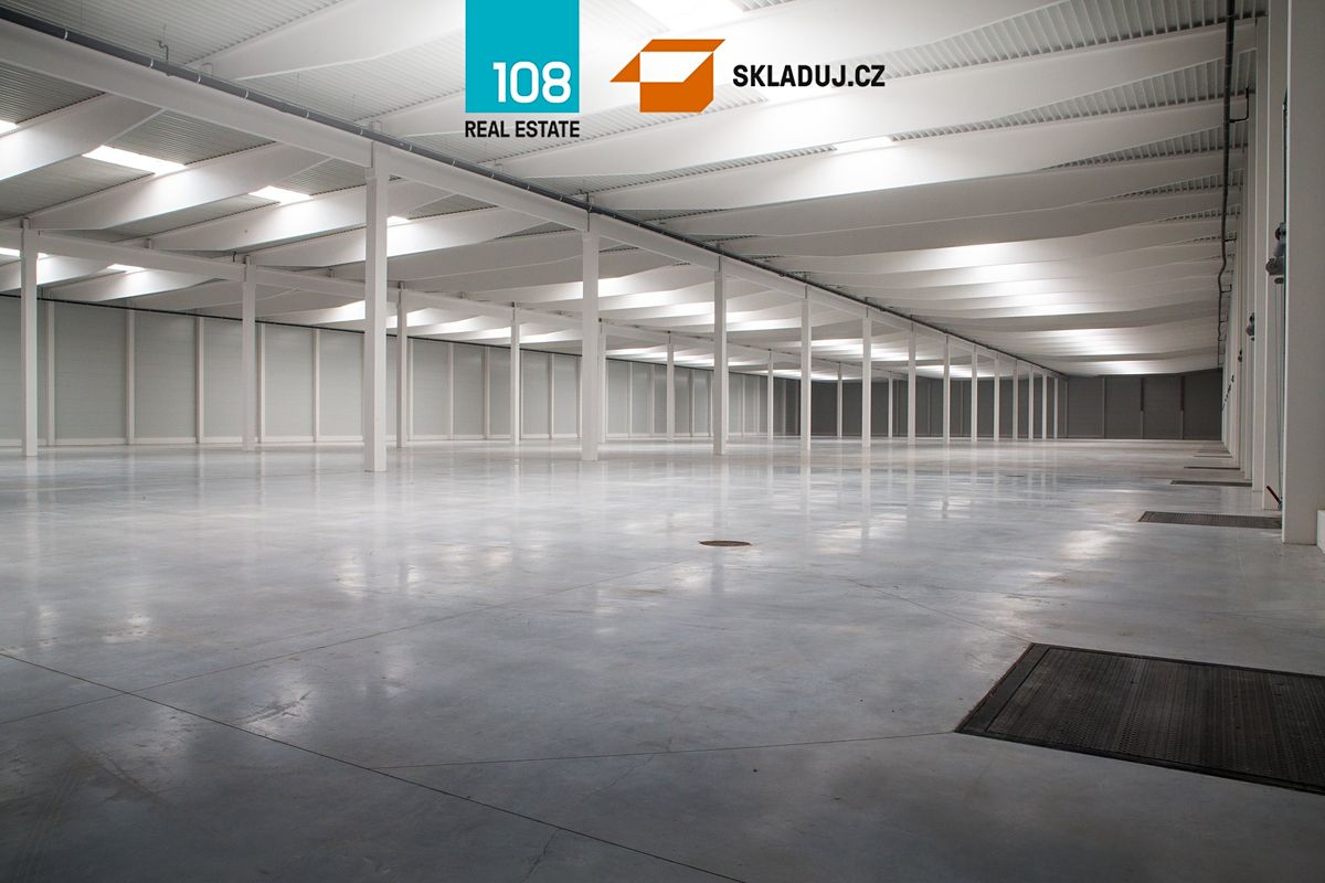 Pronájem skladového prostoru 10000 m² – fotografie 3