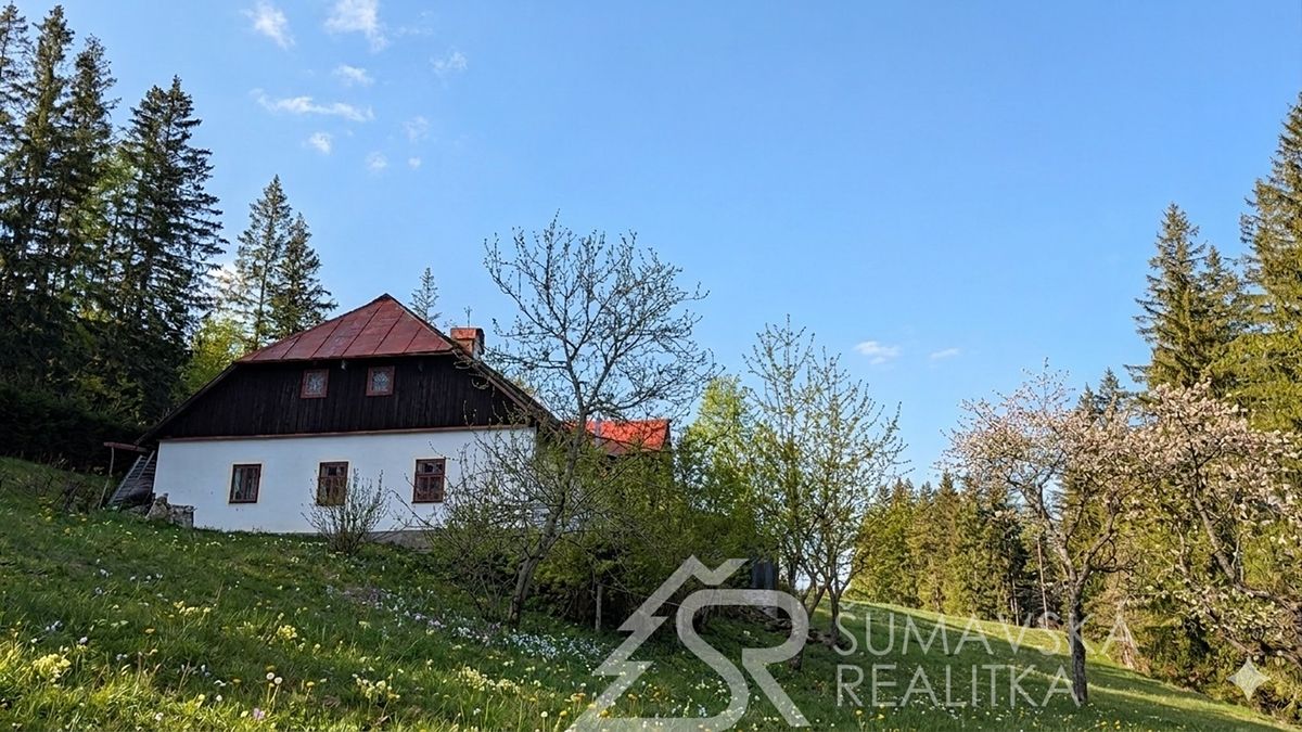 Prodej chalupy 390 m², pozemek 37198 m²