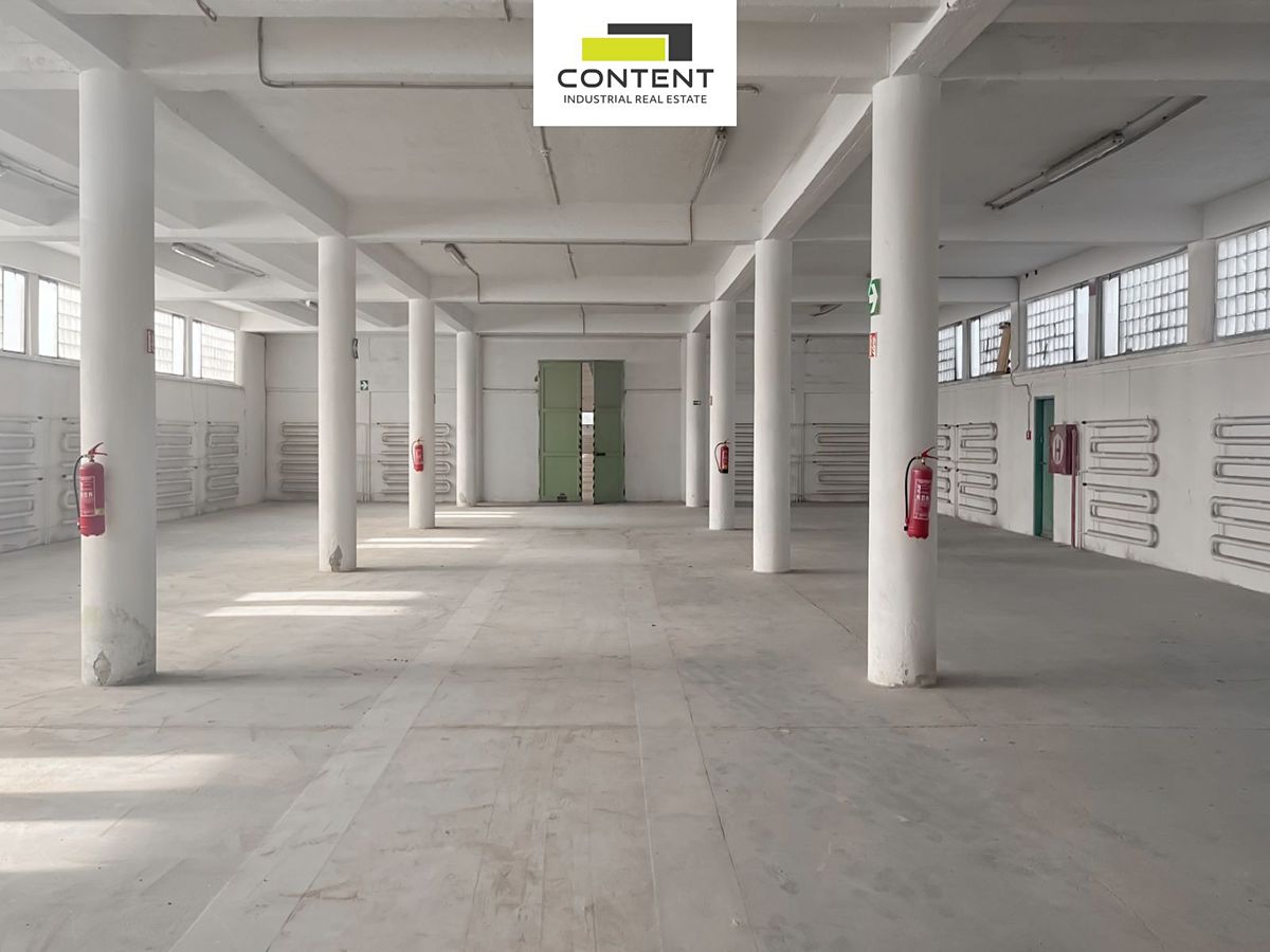Pronájem výrobní haly, prostoru 2000 m² – fotografie 2