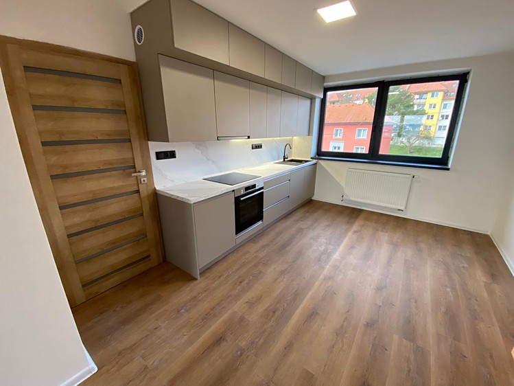 Wohnung 2+kk zum Kauf, 56 m² (2 von 12)