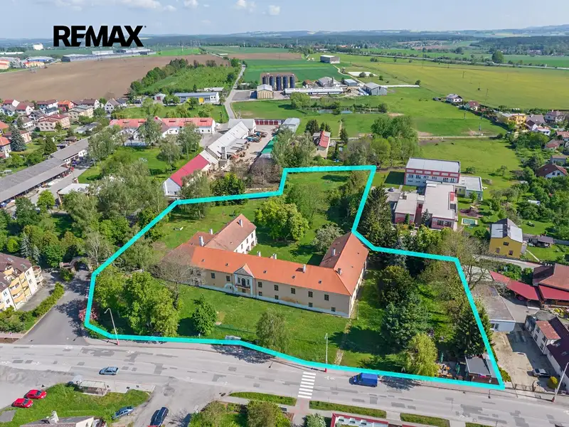 Prodej památky 2200 m², pozemek 11184 m², Tábor – náhled fotky 1