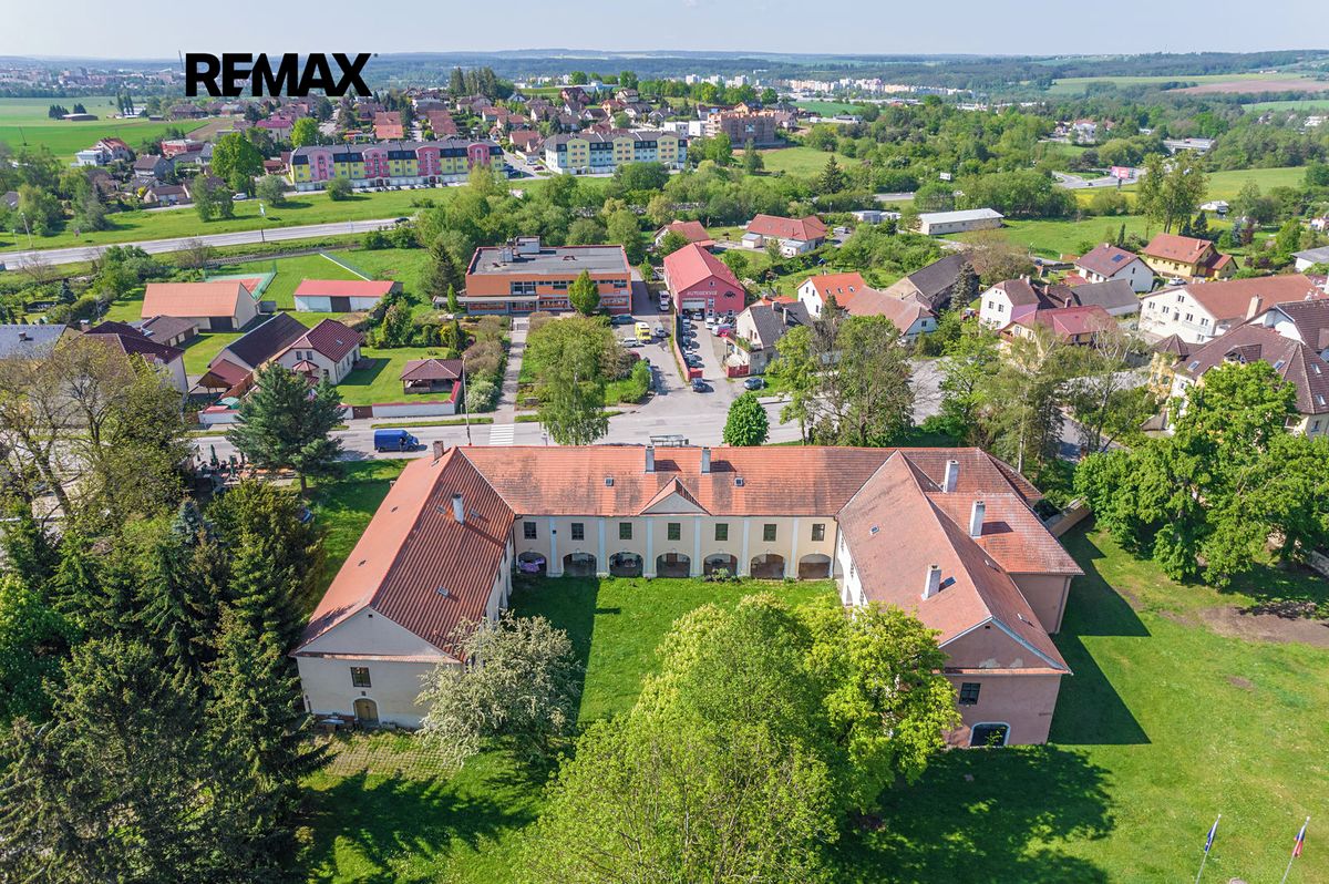 Prodej památky 2200 m², pozemek 11184 m² – fotografie 5
