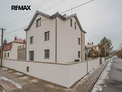 Pronájem bytu 3+kk 82 m² (Jednopodlažní)