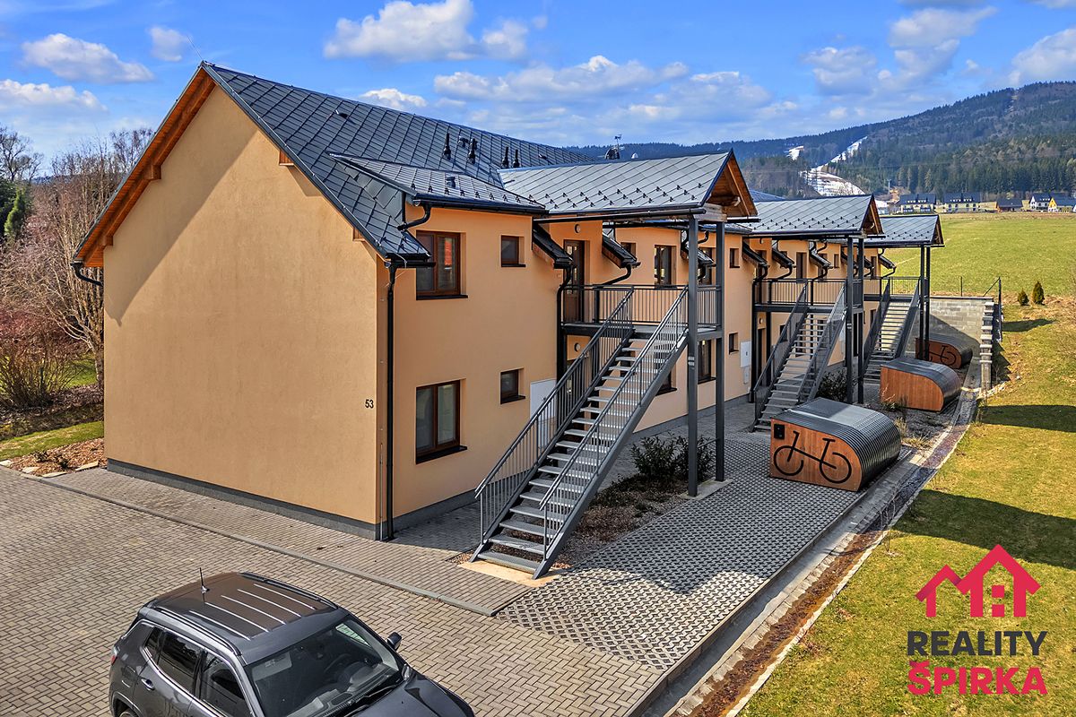 Prodej bytu 2+kk 45 m², Červená Voda – fotka 1 z 3