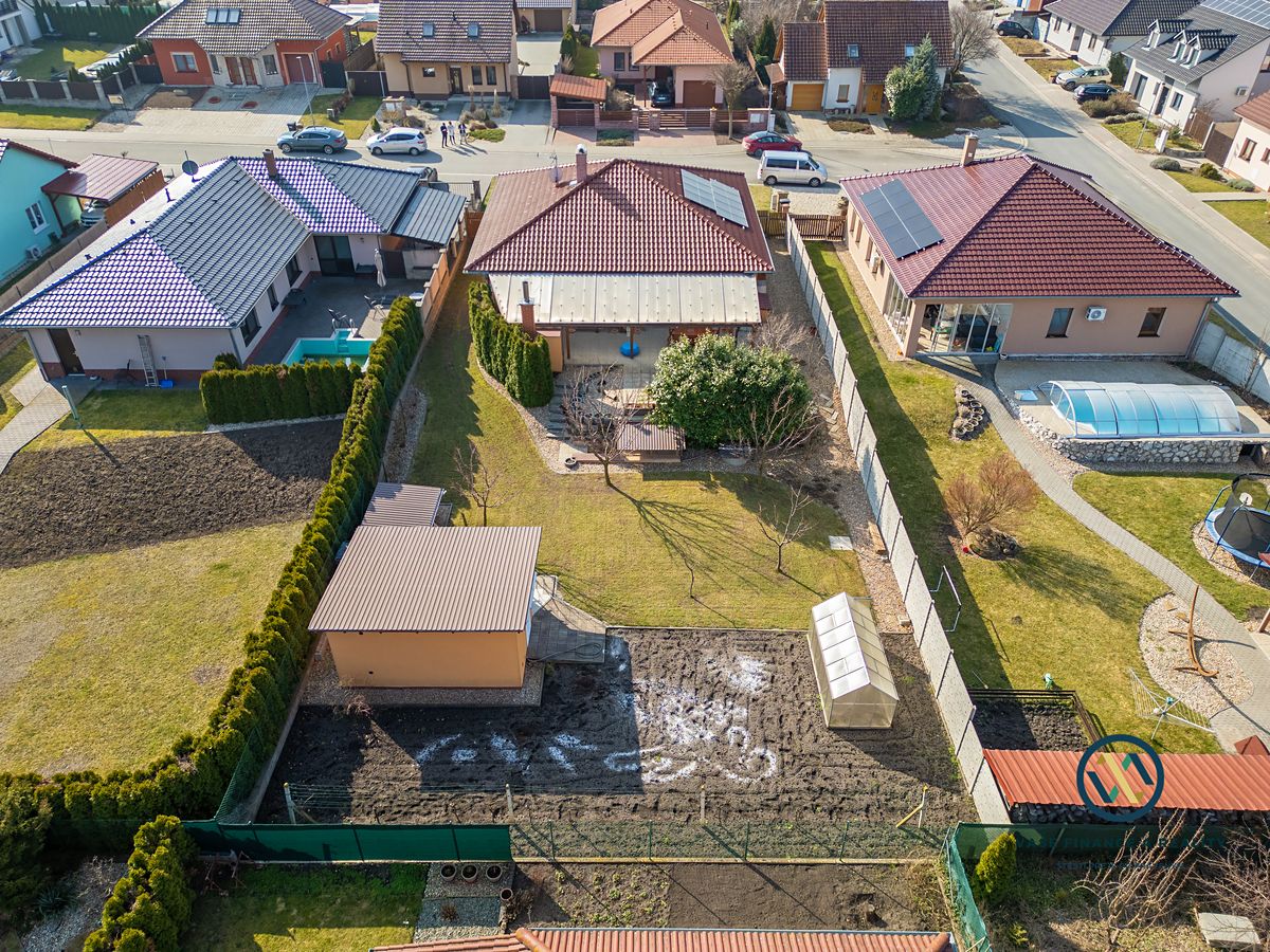 Prodej rodinného domu 162 m², pozemek 868 m² – fotografie 5