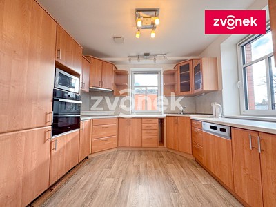 Pronájem bytu 4+kk 81 m²