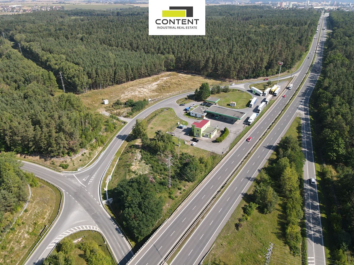 Prodej skladového prostoru 1928 m² – fotografie 5