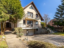 Prodej  rodinného domu 330 m², pozemek 968 m²