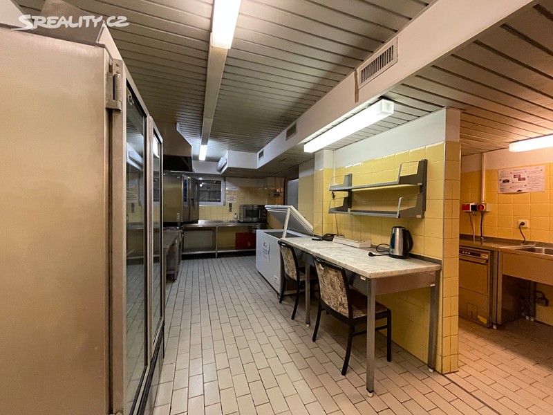 Pronájem restaurace 150 m² - Več