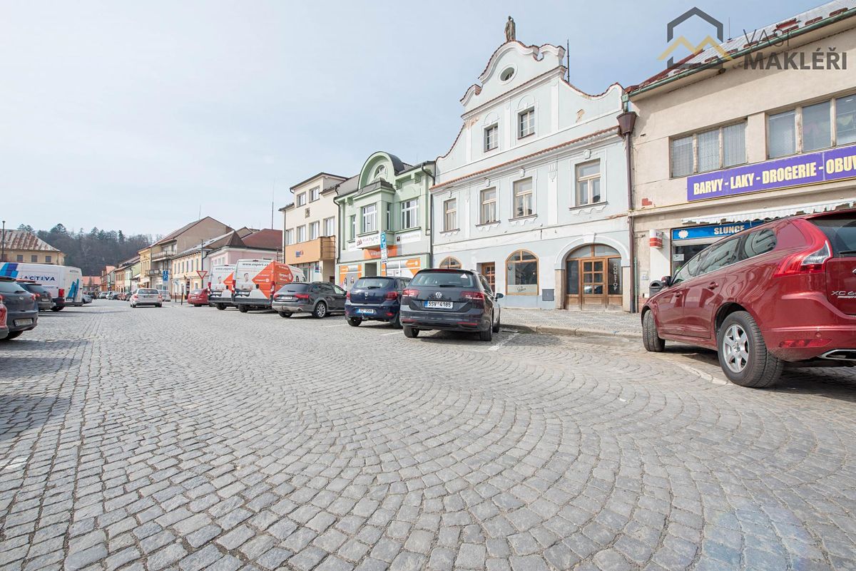 Prodej vícegeneračního domu 525 m², pozemek 604 m²