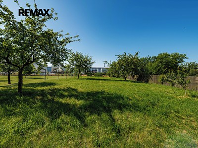 Prodej  stavebního pozemku 1 355 m²