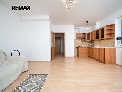 Prodej bytu 1+kk 37 m² (Jednopodlažní)