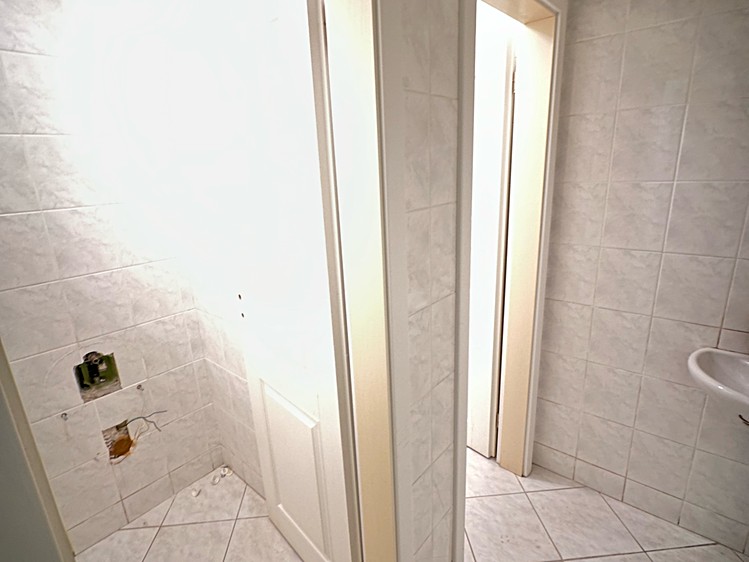 Prodej komerčního prostoru, 111 m² (11 z 20)