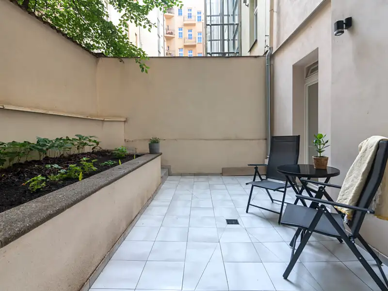 Prodej bytu 2+kk 30 m², Praha – náhled fotky 1