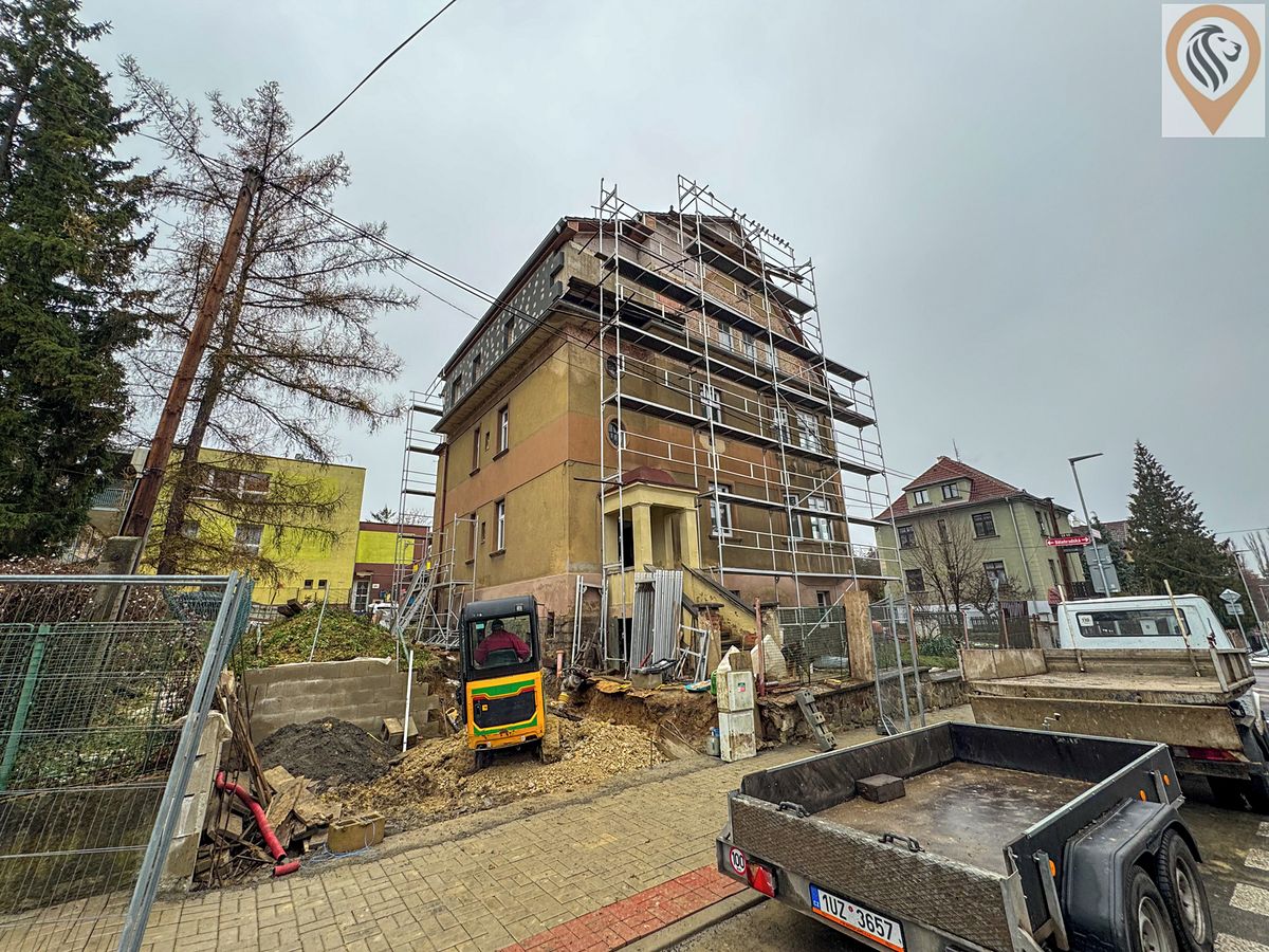 Prodej vily 300 m², pozemek 304 m² – fotografie 3