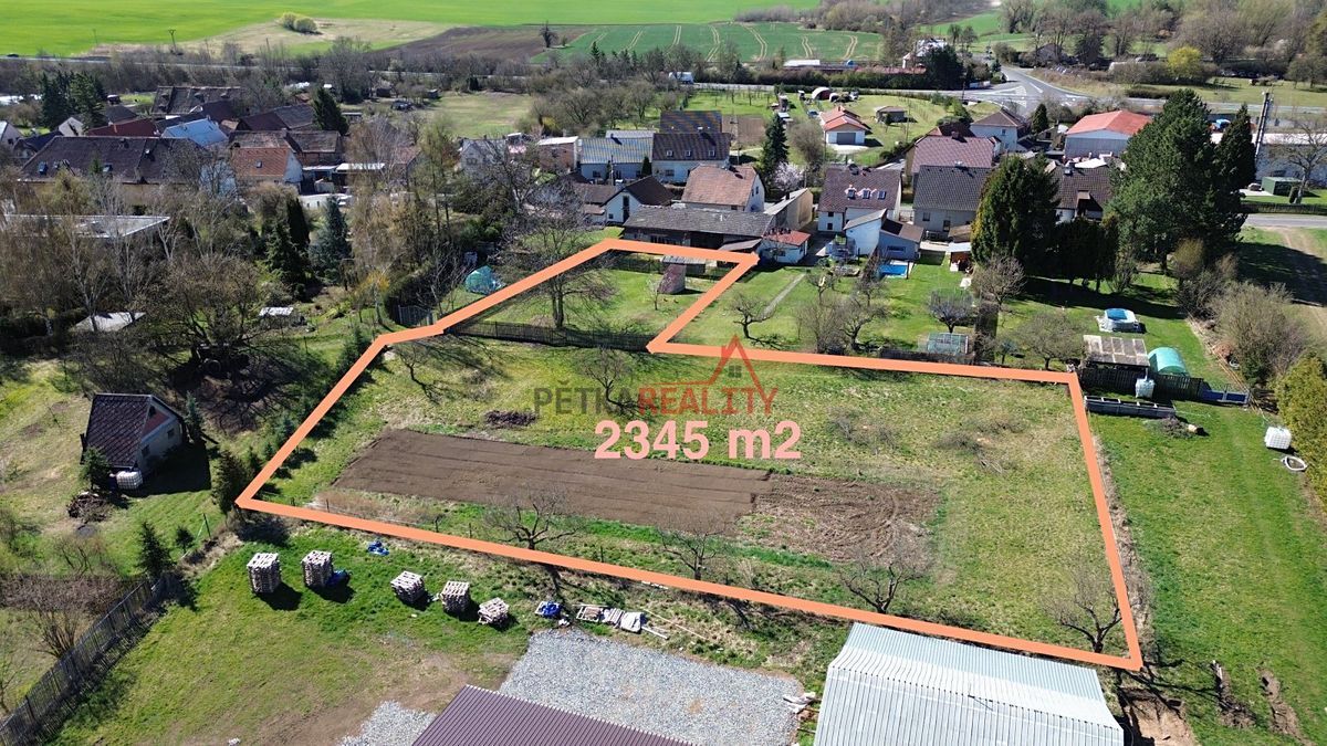 Prodej stavebního pozemku 2345 m², Žalany – fotka 1 z 3