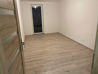Pronájem bytu 3+kk 81 m² (Jednopodlažní)