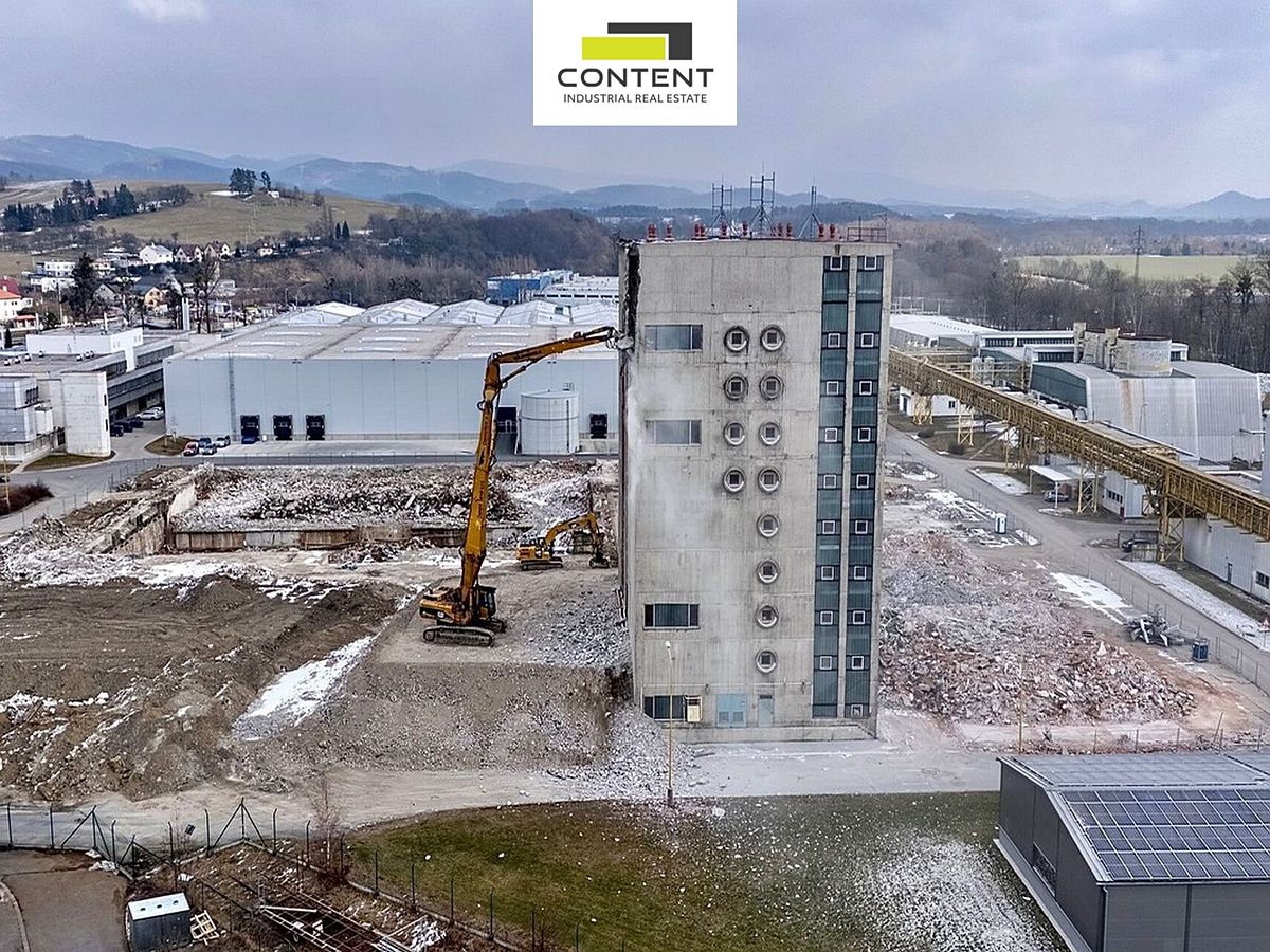Pronájem skladového prostoru 15800 m² – fotografie 3