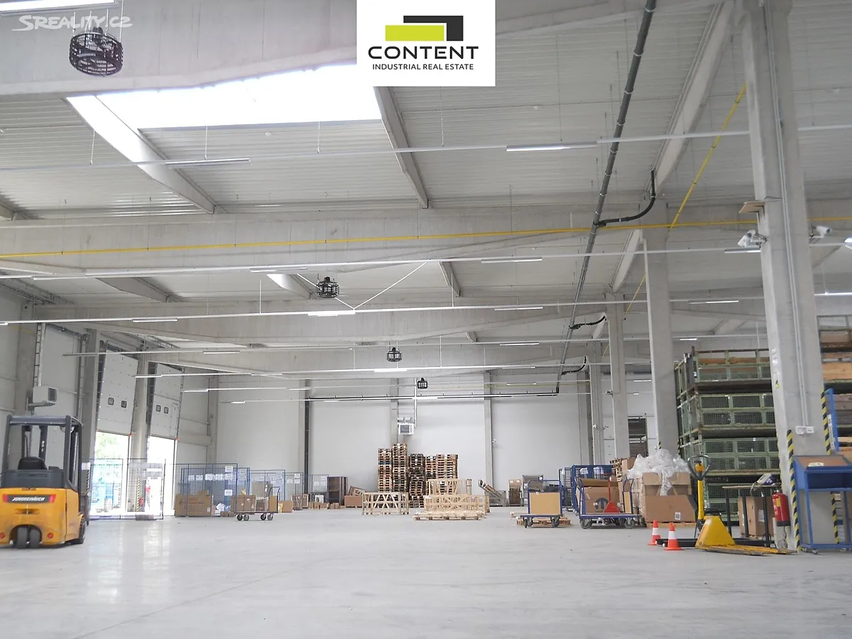 Pronájem výrobní haly, prostoru 10000 m²