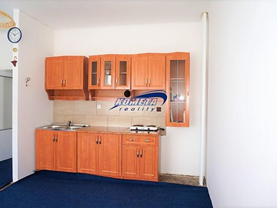 Pronájem bytu 1+kk 28 m²