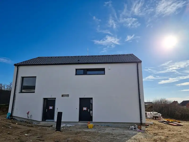 Prodej bytu 4+kk 84 m², Němčičky – náhled fotky 1