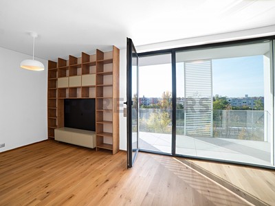 Pronájem bytu 3+kk 72 m²