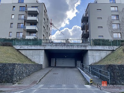 Prodej garážového stání 12 m²