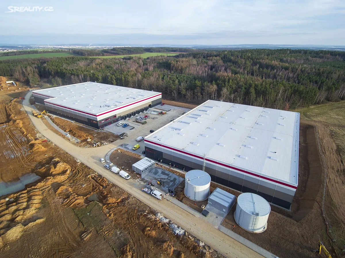 Pronájem skladového prostoru 43801 m², Plzeň