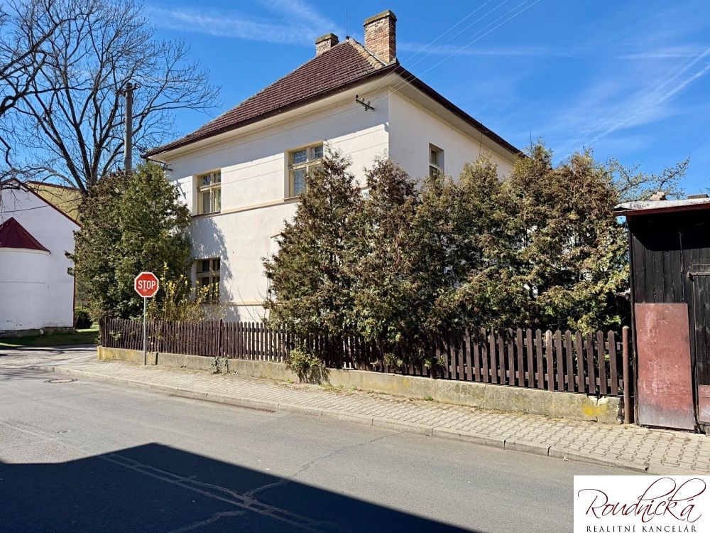 Prodej rodinného domu 260 m², pozemek 522 m² – fotografie 4