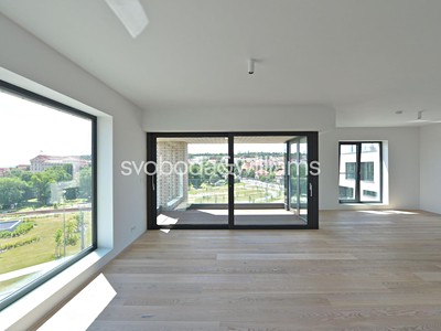 Pronájem bytu 5+kk 176 m²