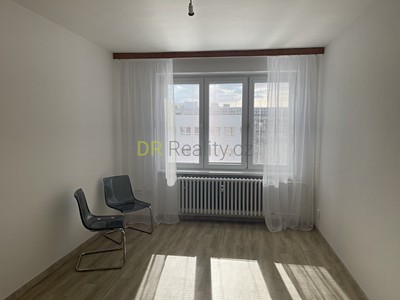 Pronájem bytu 1+1 44 m²