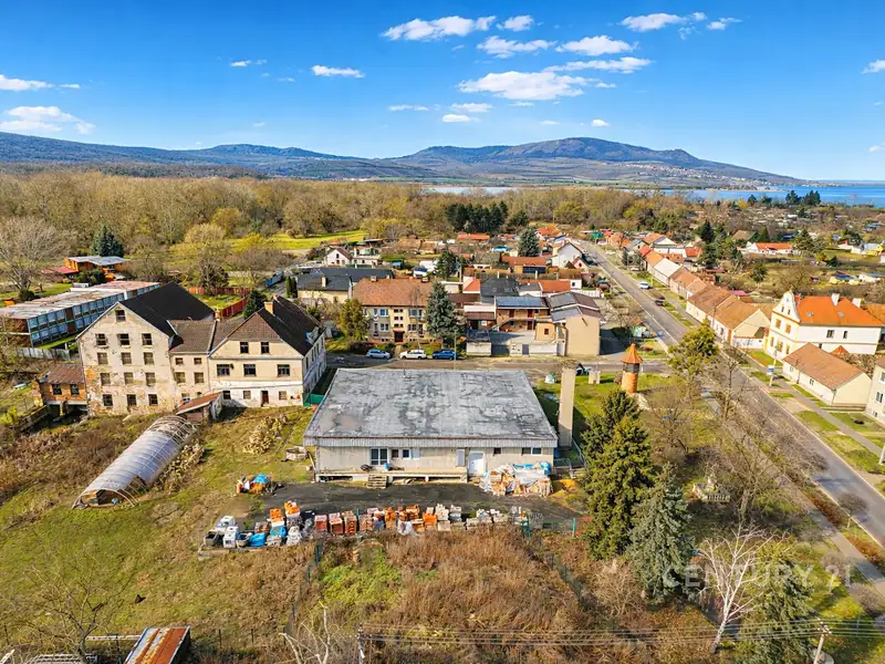 Prodej rodinného domu 2133 m², pozemek 6094 m², Přítluky – náhled fotky 2