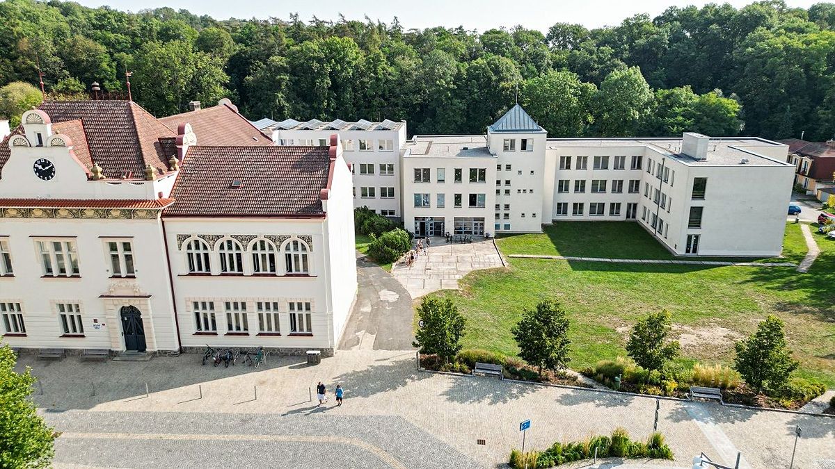 Prodej stavebního pozemku 811 m² – fotografie 5