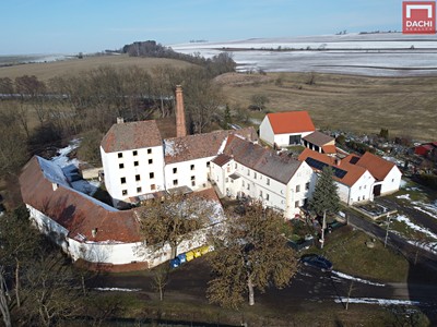 Prodej činžovního domu 6 674 m²
