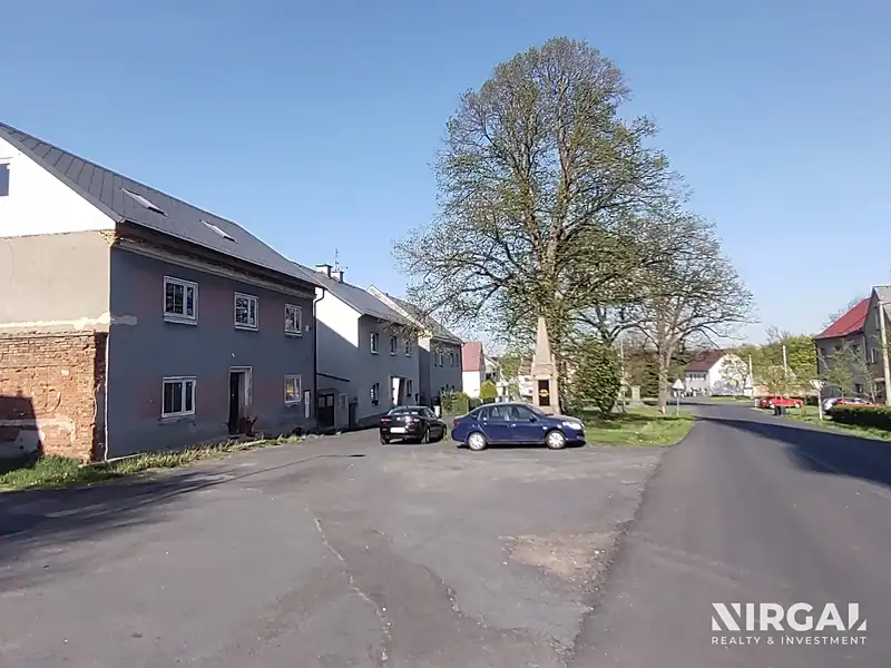 Prodej rodinného domu 260 m², pozemek 850 m², Otročín – náhled fotky 1