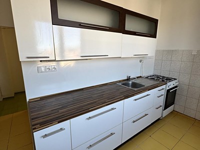 Pronájem bytu 2+1 54 m² (Jednopodlažní)