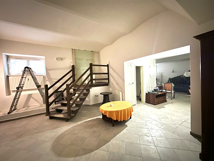 Prodej komerčního prostoru, 111 m² (8 z 20)