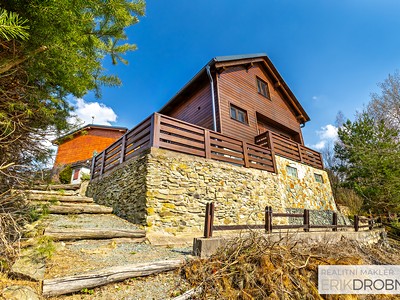 Prodej  chaty 80 m², pozemek 553 m²