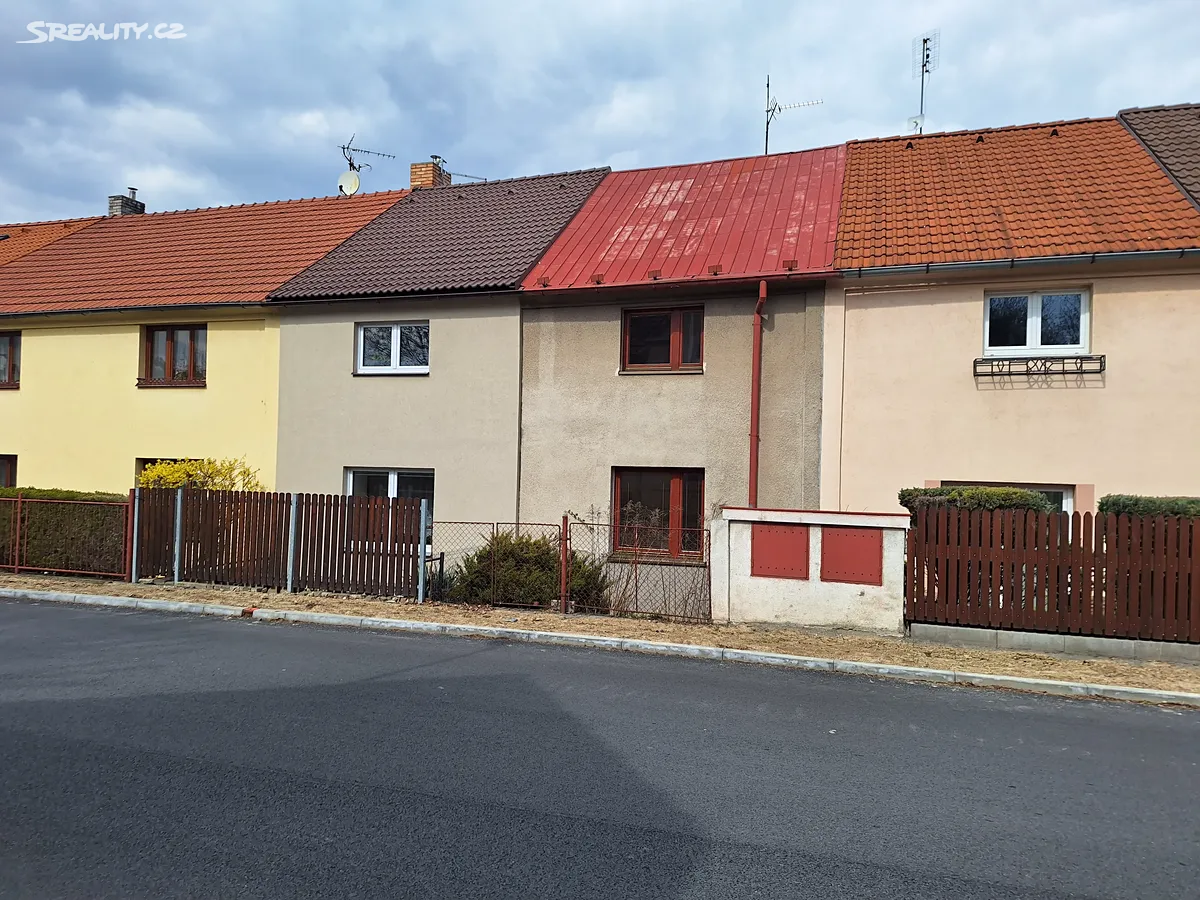 Prodej rodinného domu 70 m², pozemek 170 m², Kladno