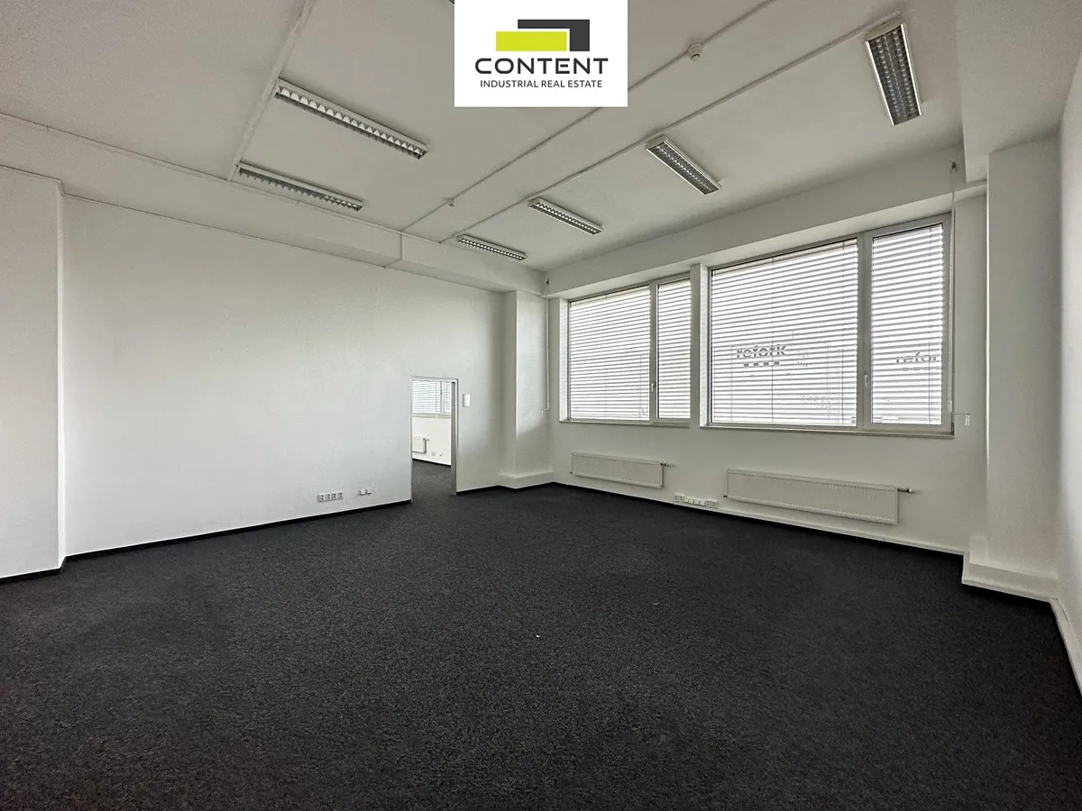Pronájem kanceláře 186 m²