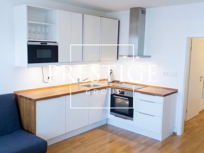 Pronájem bytu 4+kk 77 m²