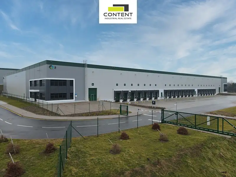 Pronájem výrobní haly, prostoru 10200 m², Ostředek – náhled fotky 2