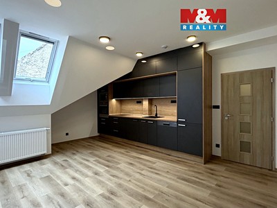 Pronájem bytu 2+kk 48 m²