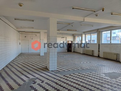 Pronájem skladového prostoru 482 m²