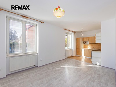 Pronájem bytu 3+kk 76 m²