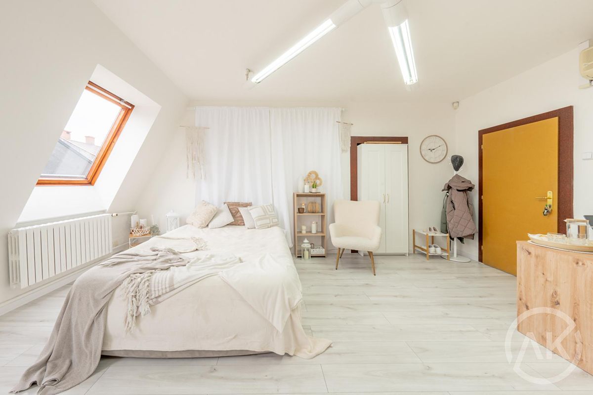 Pronájem kanceláře 45 m² – fotografie 2