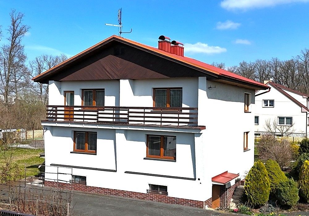 Prodej rodinného domu 295 m², pozemek 795 m²