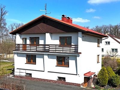 Prodej rodinného domu 295 m², pozemek 795 m²