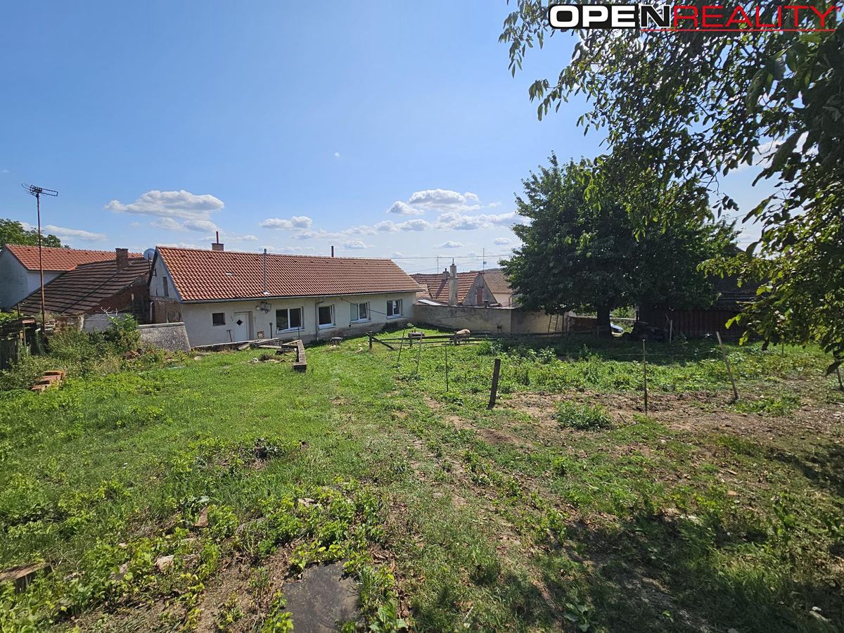 Prodej rodinného domu 120 m², pozemek 595 m² – fotografie 2